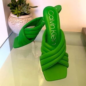 NWT Calvin Klein Sandals